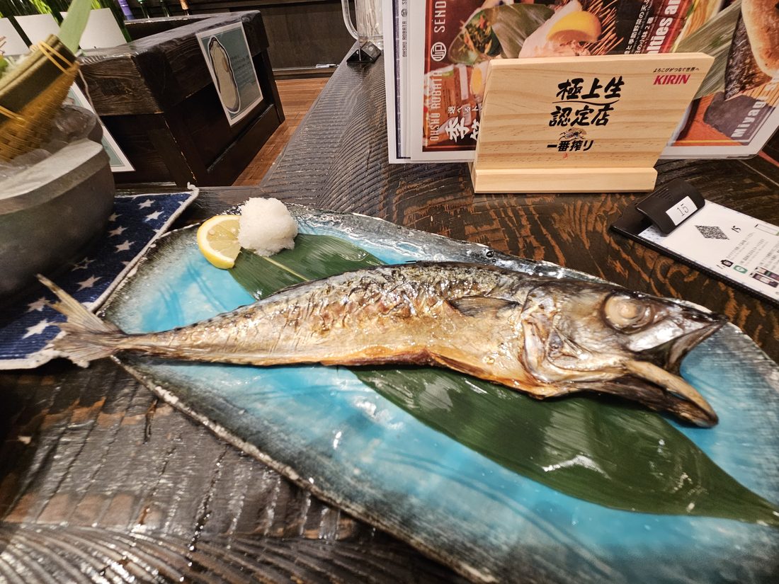 19:01 炭烤整條魚